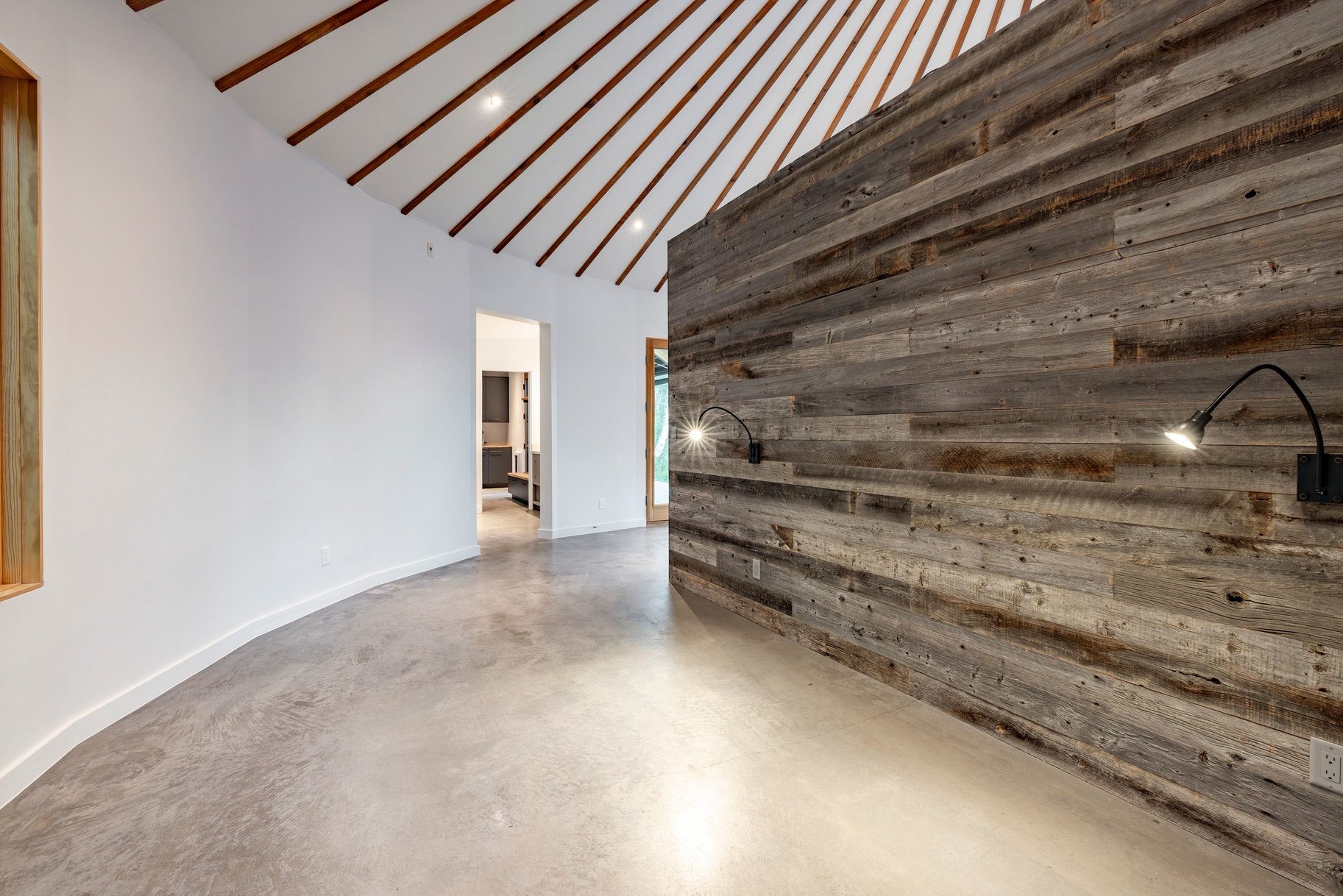  One of a Kind Mountain Retreat on Nearly 12 Acres with Panoramic Ski Resort View - 物件實景