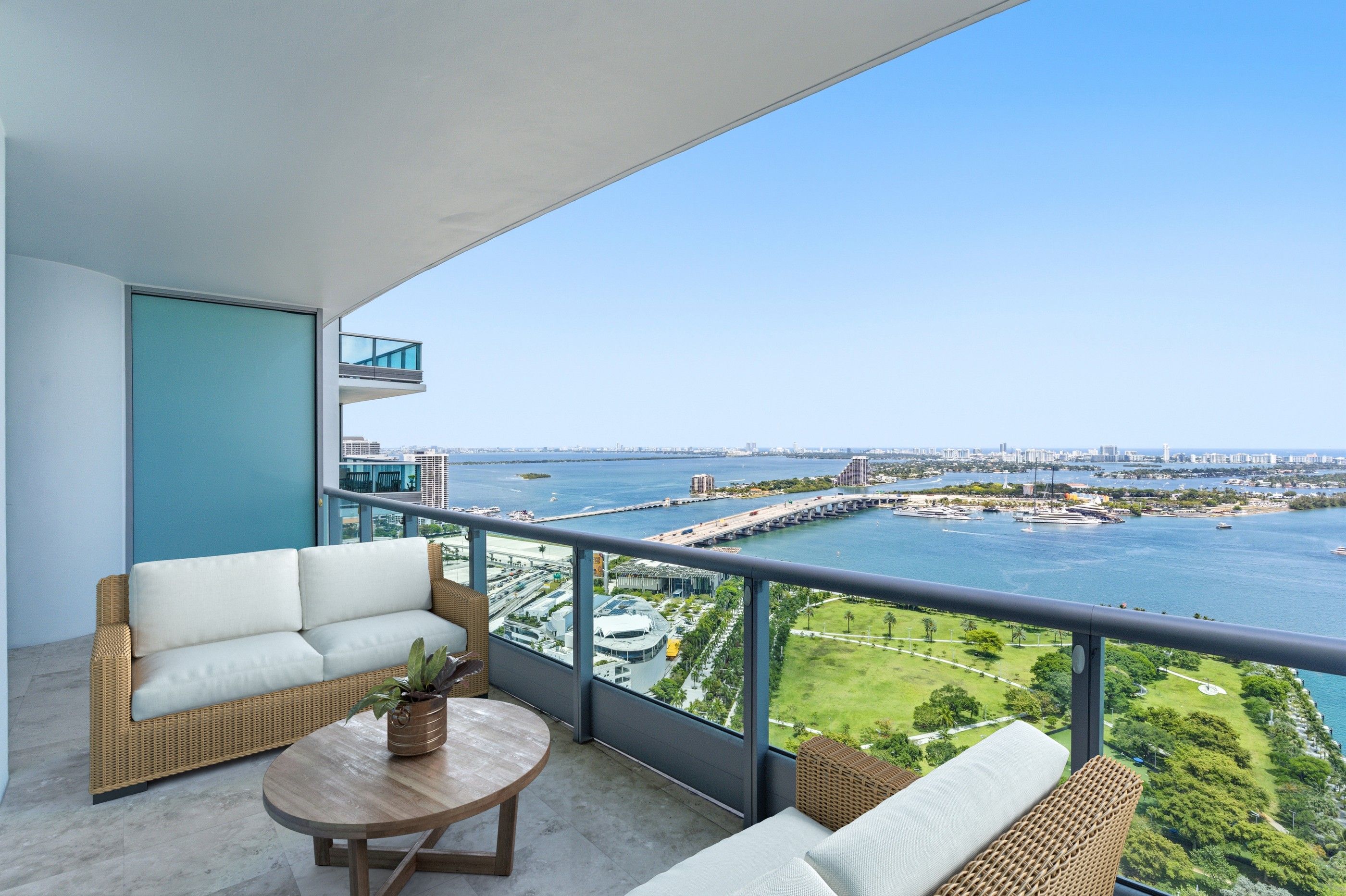  900 Biscayne Blvd, Miami, FL, 33132 - 物件實景