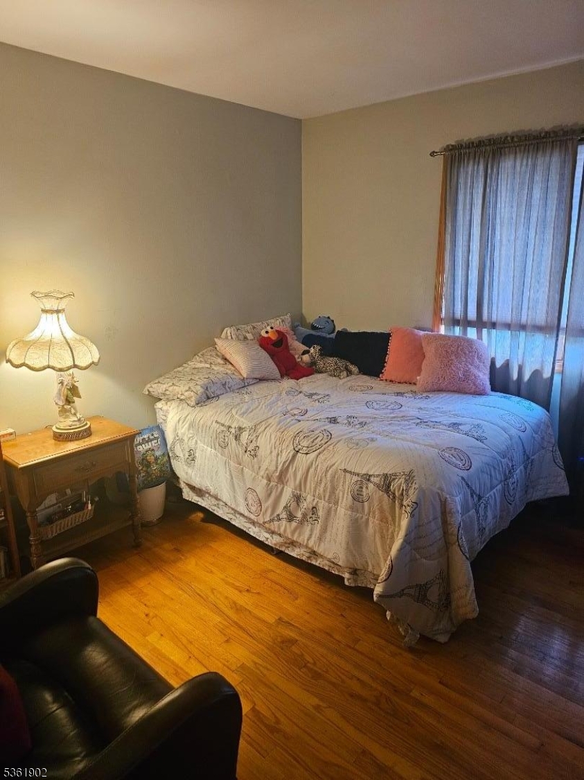 Union Twp., New Jersey, 07088, United States, 3 Bedrooms Bedrooms, ,3 BathroomsBathrooms,Residential,For Sale,1840311