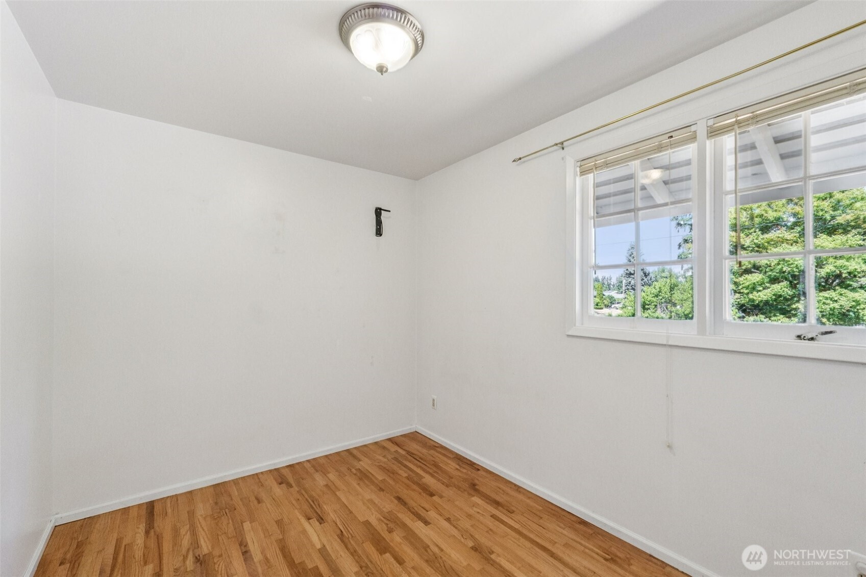 Lynnwood, Washington, 98037, United States, 4 Bedrooms Bedrooms, ,2 BathroomsBathrooms,Residential,For Sale,1904823