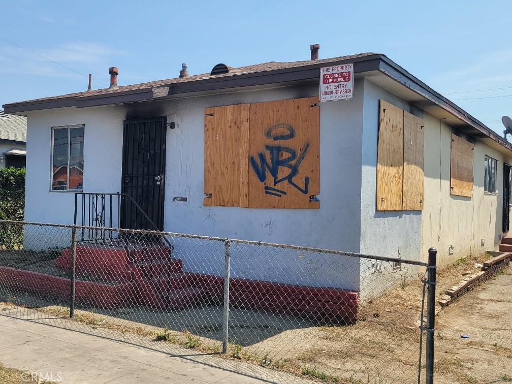 Los Angeles, California, 90003, United States, ,Residential,For Sale,1925786