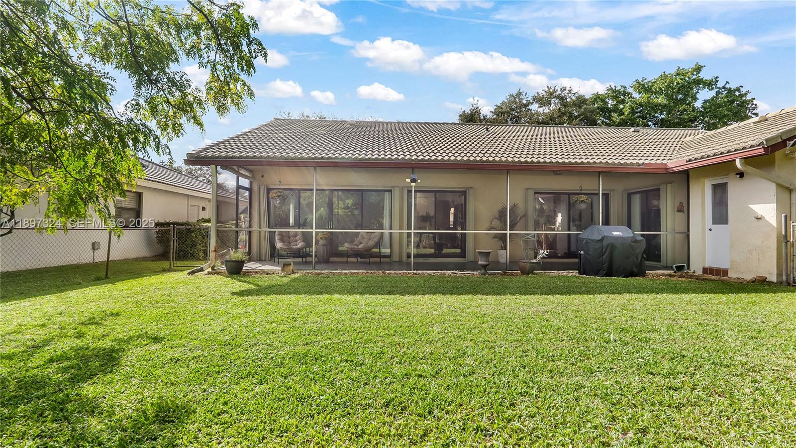 Coral Springs, Florida, 33065, United States, 3 Bedrooms Bedrooms, ,2 BathroomsBathrooms,Residential,For Sale,1993306