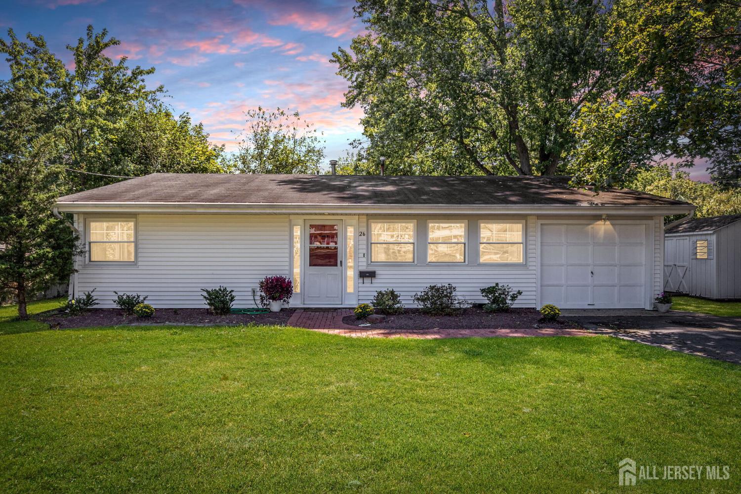 South Brunswick, New Jersey, 08824, United States, 3 Bedrooms Bedrooms, ,2 BathroomsBathrooms,Residential,For Sale,1941671