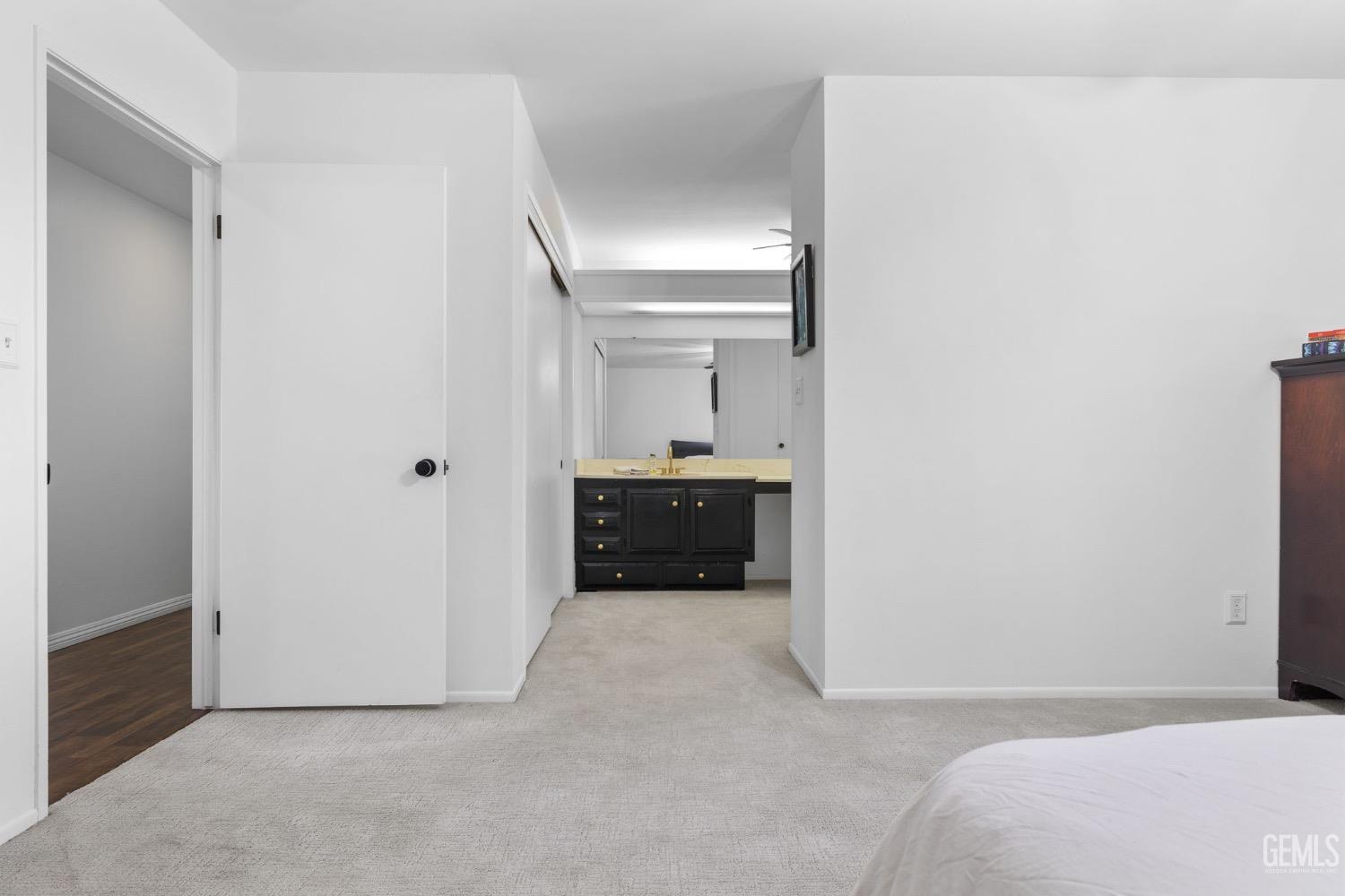 Bakersfield, California, 93301, United States, 3 Bedrooms Bedrooms, ,3 BathroomsBathrooms,Residential,For Sale,1998279