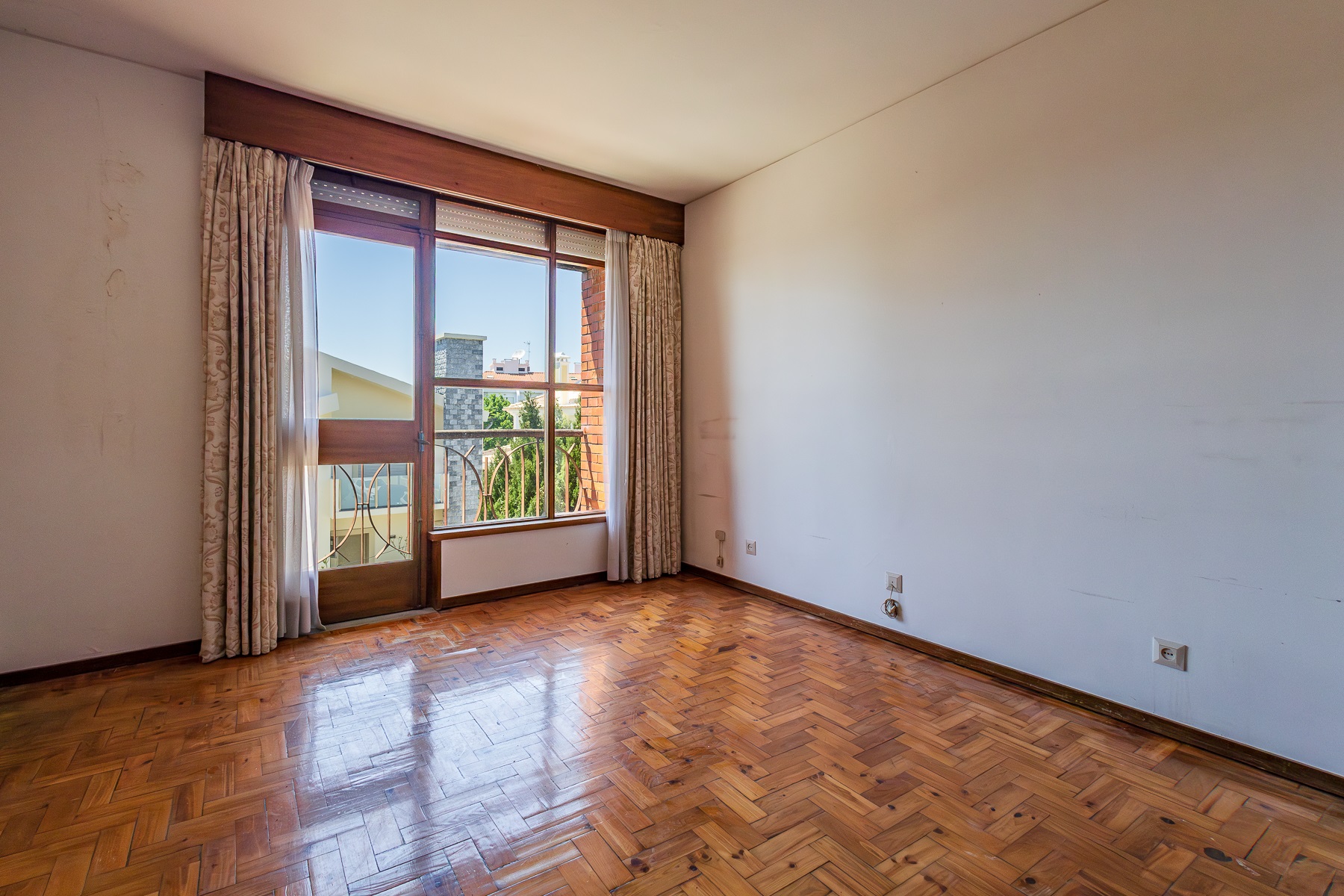  Semi-detached house, 5 bedrooms, for Sale - 物件實景