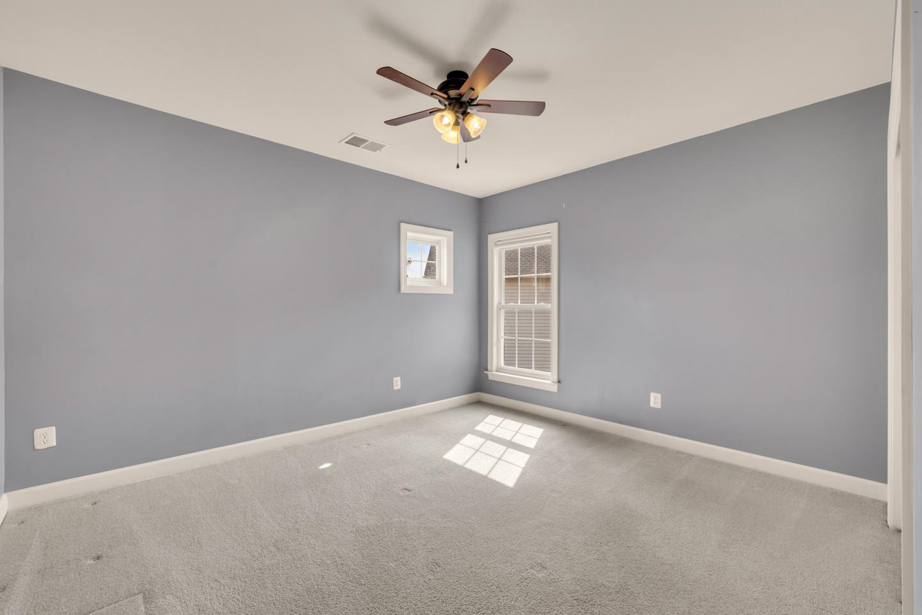  3232 Lost Pond Court, Triangle, VA, 22172 - 物件實景