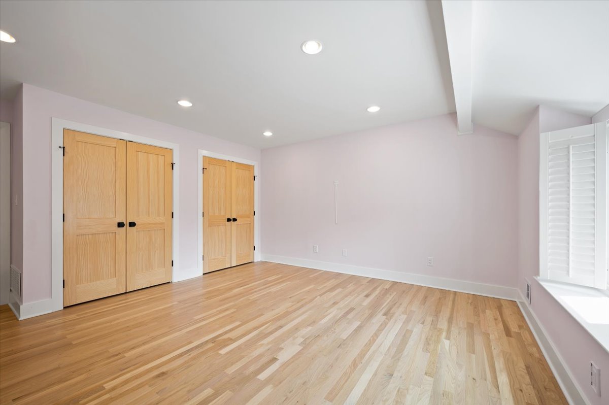 Bernardsville, New Jersey, 07924, United States, 5 Bedrooms Bedrooms, ,6 BathroomsBathrooms,Residential,For Sale,1981424