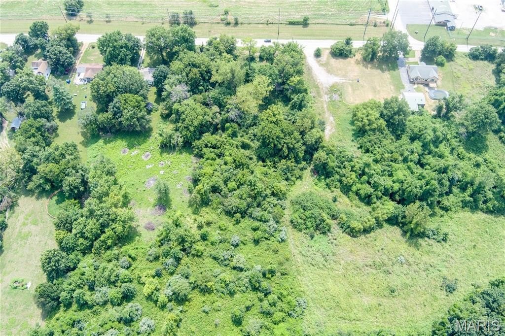 Edwardsville, Illinois, 62025, United States, 5 Bedrooms Bedrooms, ,4 BathroomsBathrooms,Residential,For Sale,1975622