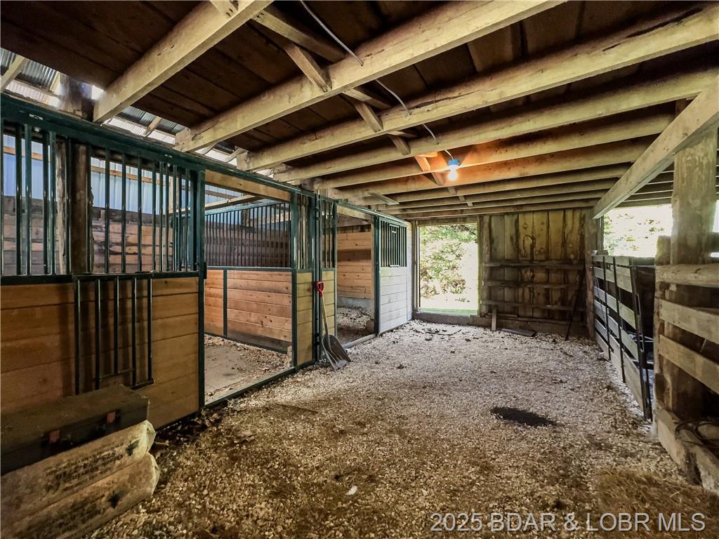 Camdenton, Missouri, 65020, United States, 4 Bedrooms Bedrooms, ,5 BathroomsBathrooms,Residential,For Sale,1989122