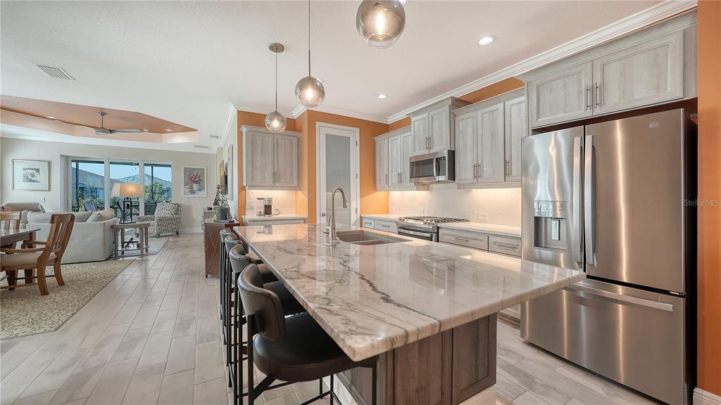 Sarasota, Florida, 34241, United States, 3 Bedrooms Bedrooms, ,2 BathroomsBathrooms,Residential,For Sale,1999658