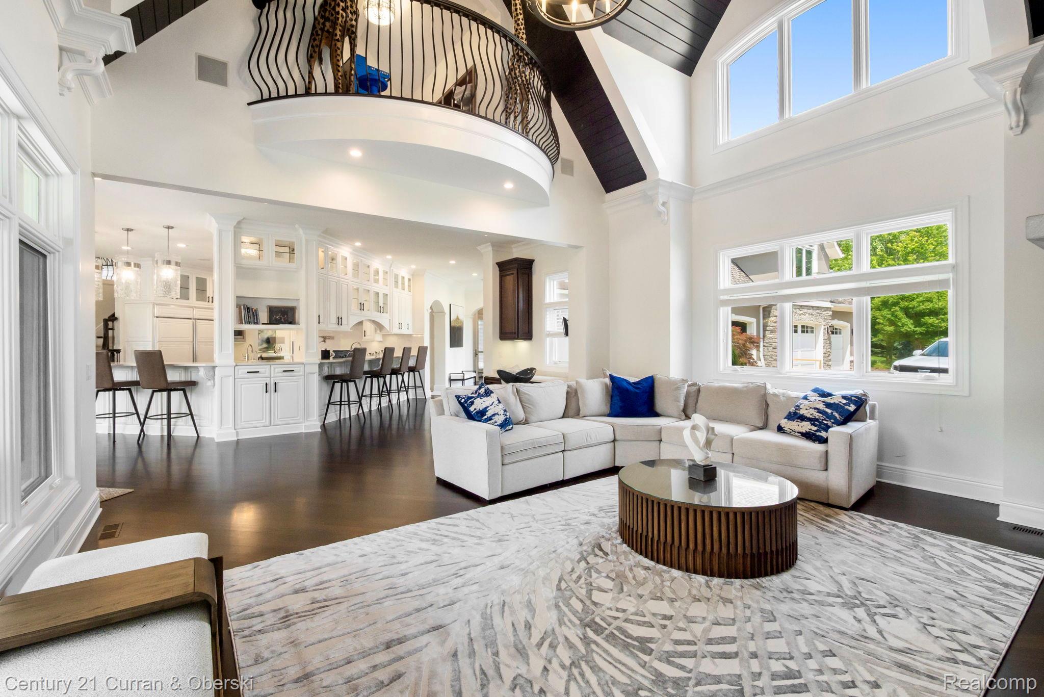 South Lyon, Michigan, 48178, United States, 6 Bedrooms Bedrooms, ,8 BathroomsBathrooms,Residential,For Sale,2008135