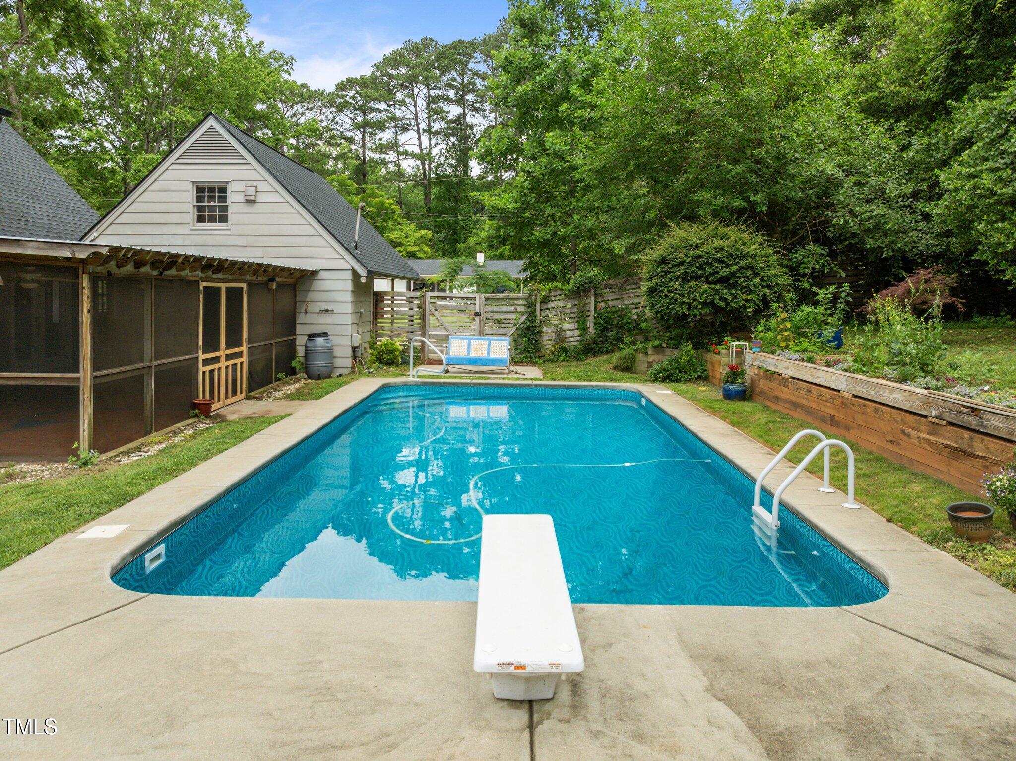 Raleigh, North Carolina, 27606, United States, 5 Bedrooms Bedrooms, ,2 BathroomsBathrooms,Residential,For Sale,1857756