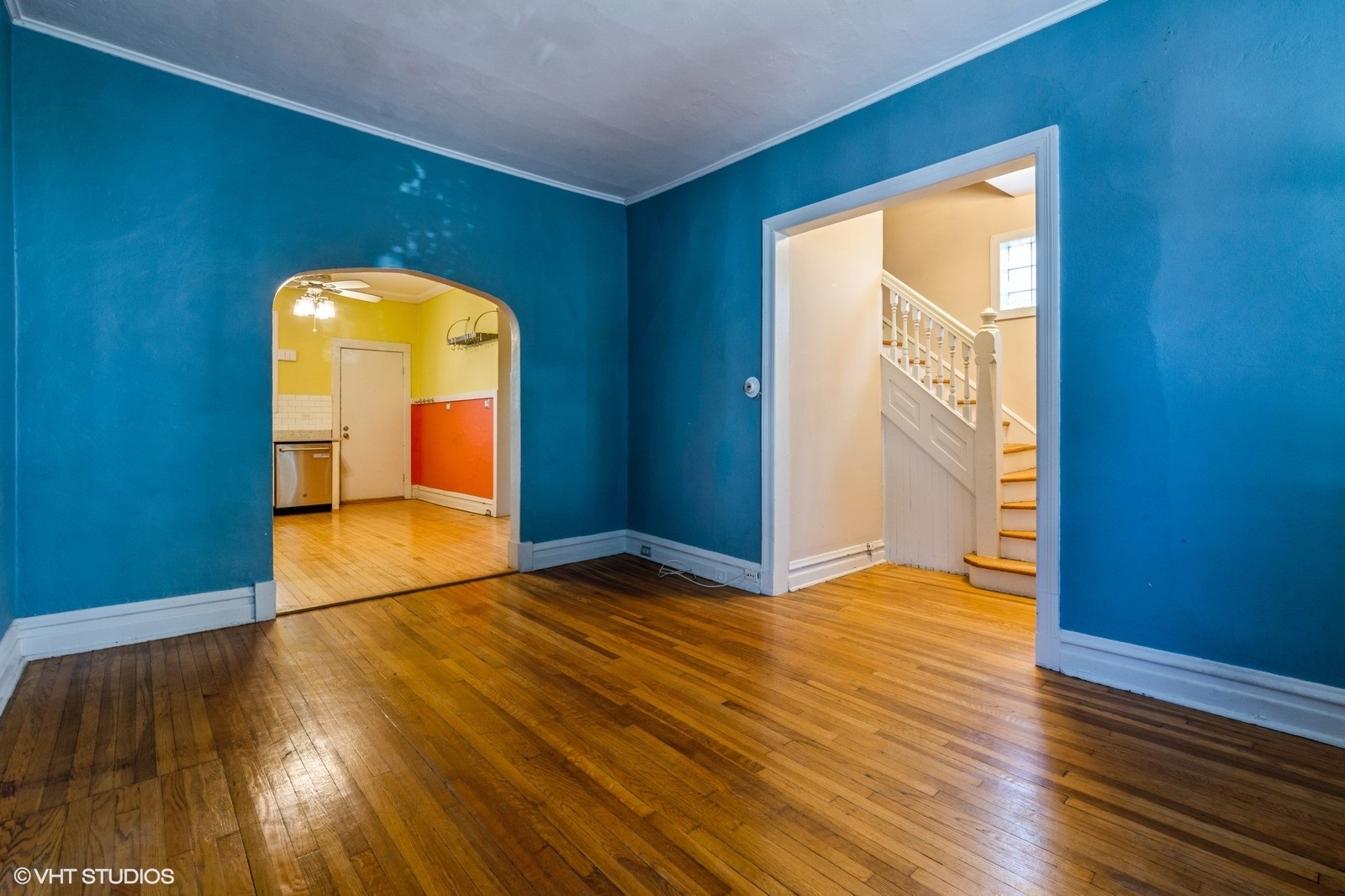 Chicago, Illinois, 60647, United States, 2 Bedrooms Bedrooms, ,1 BathroomBathrooms,Residential,For Sale,1885460