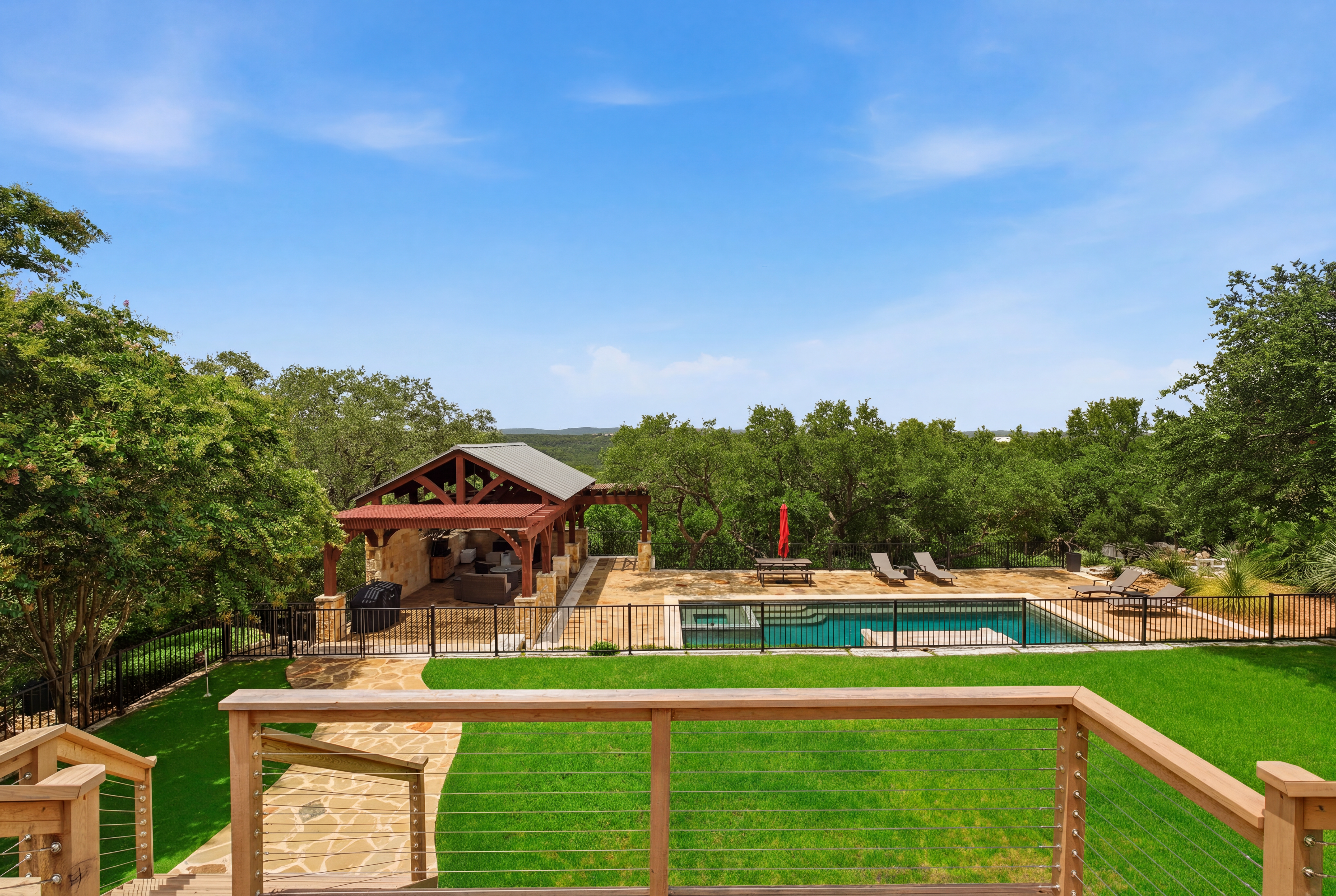  Iron Horse Canyon Estate with Resort-Style Backyard - 物件實景