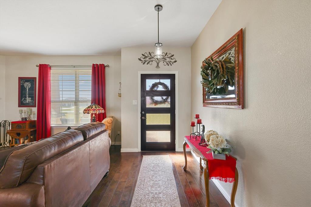 Decatur, Texas, 76234, United States, 4 Bedrooms Bedrooms, ,2 BathroomsBathrooms,Residential,For Sale,1980696