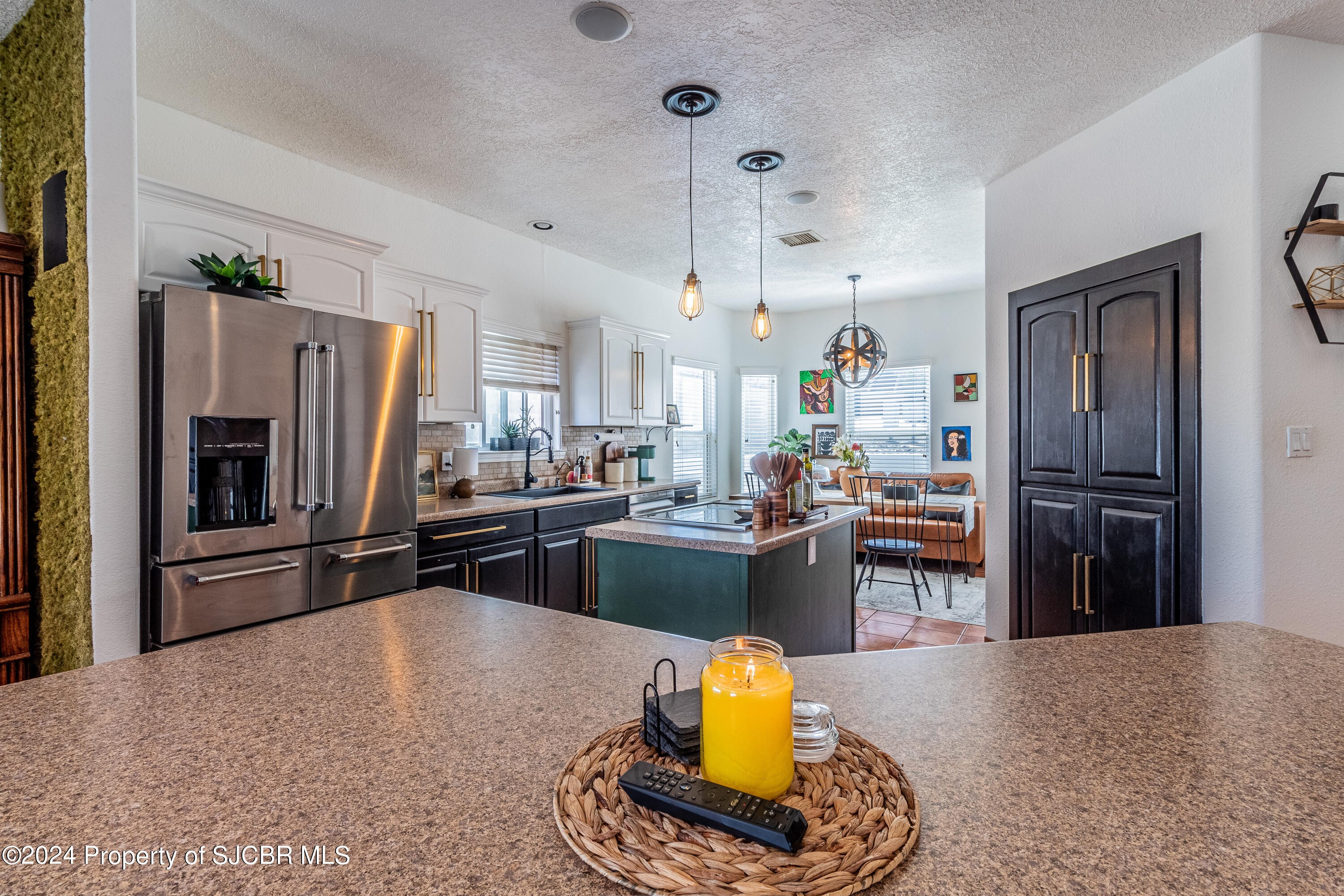 610 CERRILLOS Drive, Farmington, New Mexico, 87401, United States, 4 Bedrooms Bedrooms, ,4 BathroomsBathrooms,Residential,For Sale,610 CERRILLOS Drive,1623720