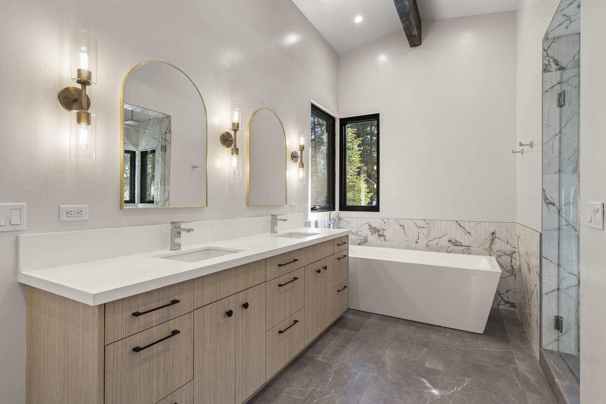 11161 Parkland Drive, Truckee, California, 96161, United States, 5 Bedrooms Bedrooms, ,4 BathroomsBathrooms,Residential,For Sale,11161 Parkland Drive,1675339