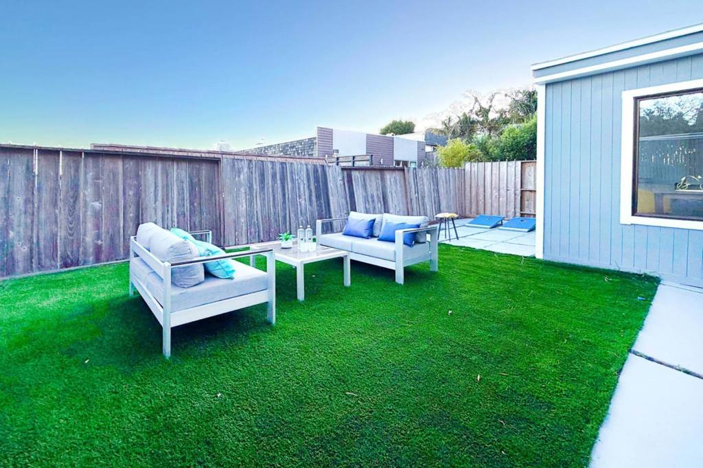 San Francisco, California, 94131, United States, 3 Bedrooms Bedrooms, ,3 BathroomsBathrooms,Residential,For Sale,1974039