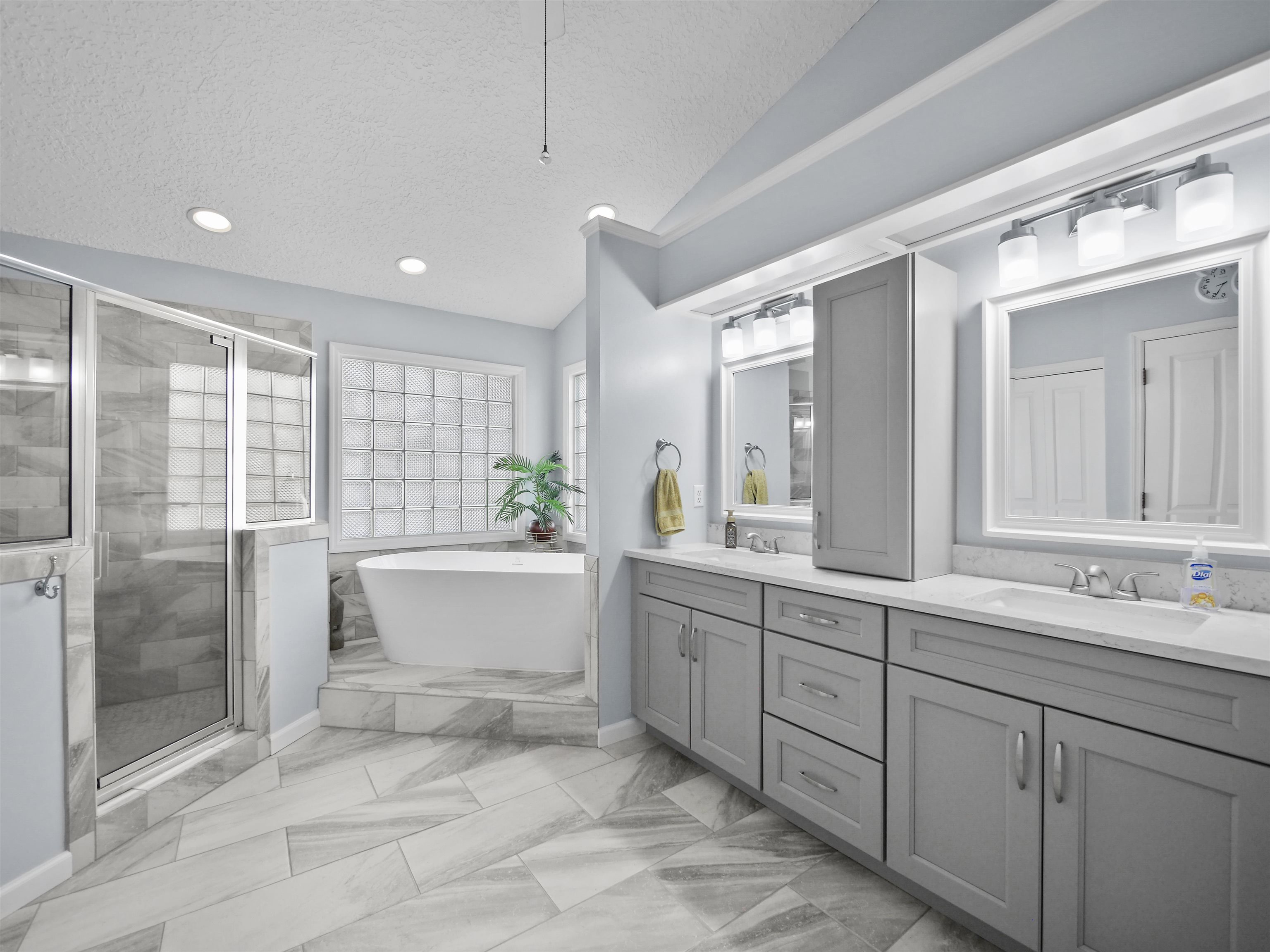 117 Village Del Lago Lane, St Augustine, Florida, 32080-7235, United States, 3 Bedrooms Bedrooms, ,2 BathroomsBathrooms,Residential,For Sale,117 Village Del Lago Lane,1646392