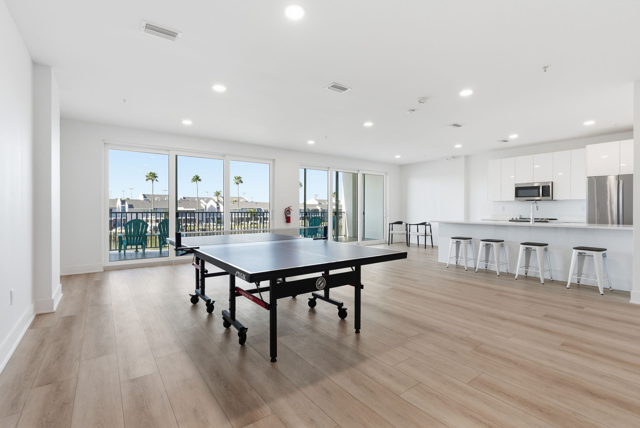 400 150th Ave # 304, Madeira Beach, Florida, 33708, United States, 3 Bedrooms Bedrooms, ,3 BathroomsBathrooms,Residential,For Sale,400 150th Ave # 304,1407196