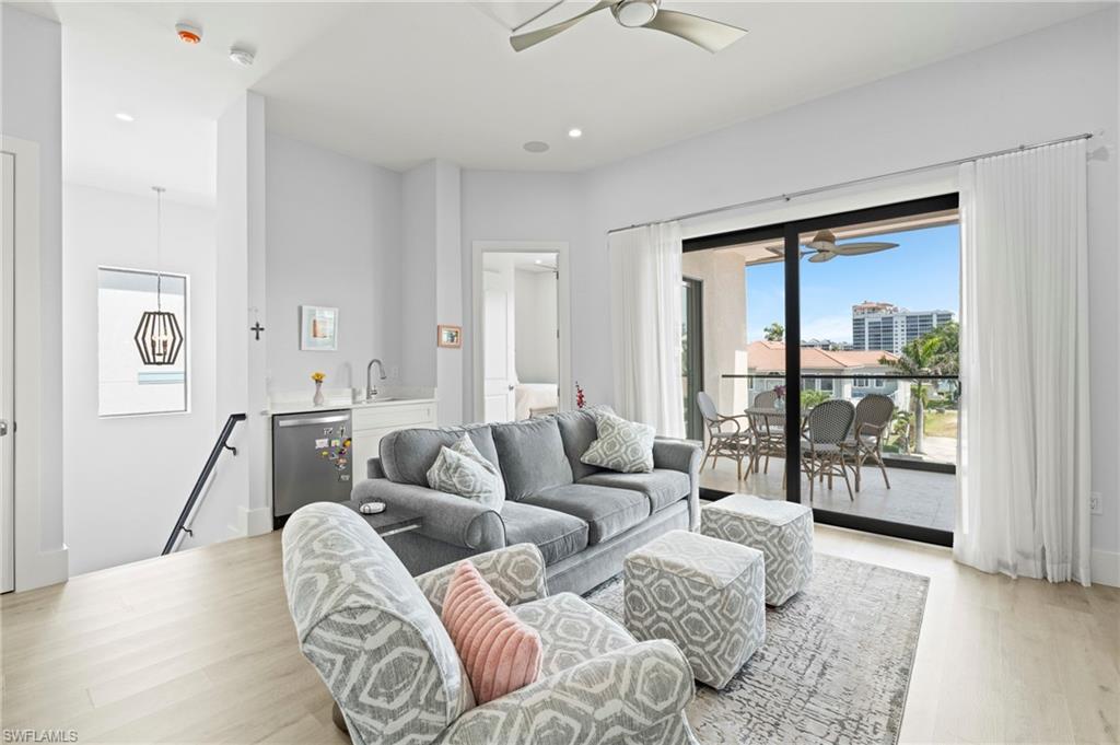 Naples, Florida, 34108, United States, 4 Bedrooms Bedrooms, ,6 BathroomsBathrooms,Residential,For Sale,1828259