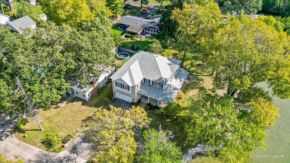 Grayslake, Illinois, 60030, United States, 4 Bedrooms Bedrooms, ,3 BathroomsBathrooms,Residential,For Sale,1992794