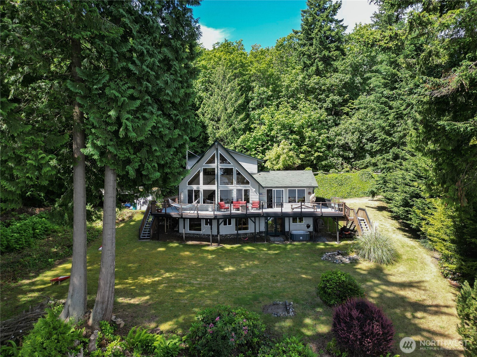 Hat Island, Washington, 98206, United States, 4 Bedrooms Bedrooms, ,2 BathroomsBathrooms,Residential,For Sale,1978388