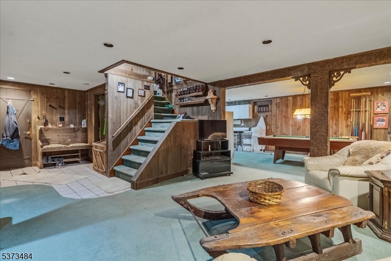 West Milford Twp., New Jersey, 07480-1601, United States, 4 Bedrooms Bedrooms, ,3 BathroomsBathrooms,Residential,For Sale,1928755