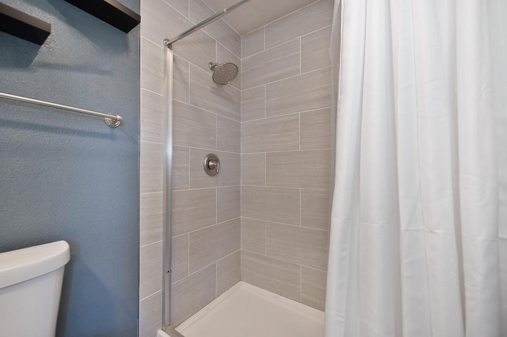 Roseville, California, 95747, United States, 3 Bedrooms Bedrooms, ,2 BathroomsBathrooms,Residential,For Sale,1907474