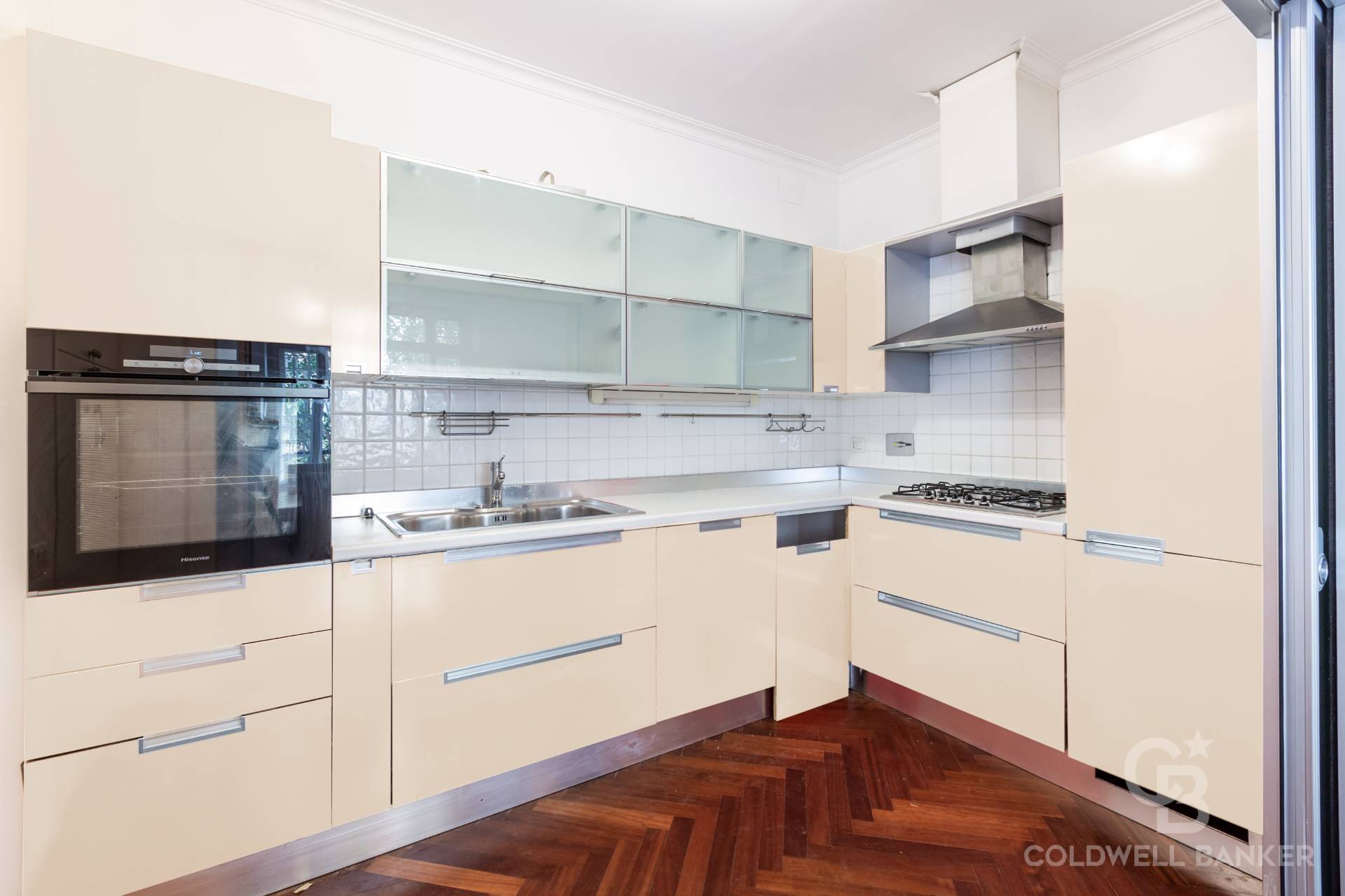 Roma, Roma, 00100, IT, 2 Bedrooms Bedrooms, ,2 BathroomsBathrooms,Residential,For Sale,1803956