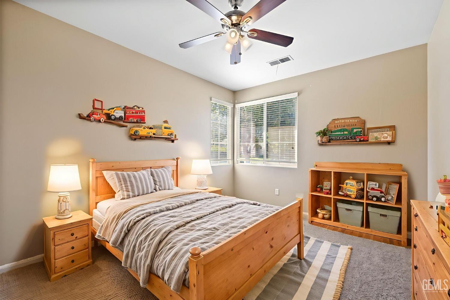 Bakersfield, California, 93312, United States, 4 Bedrooms Bedrooms, ,3 BathroomsBathrooms,Residential,For Sale,1933042
