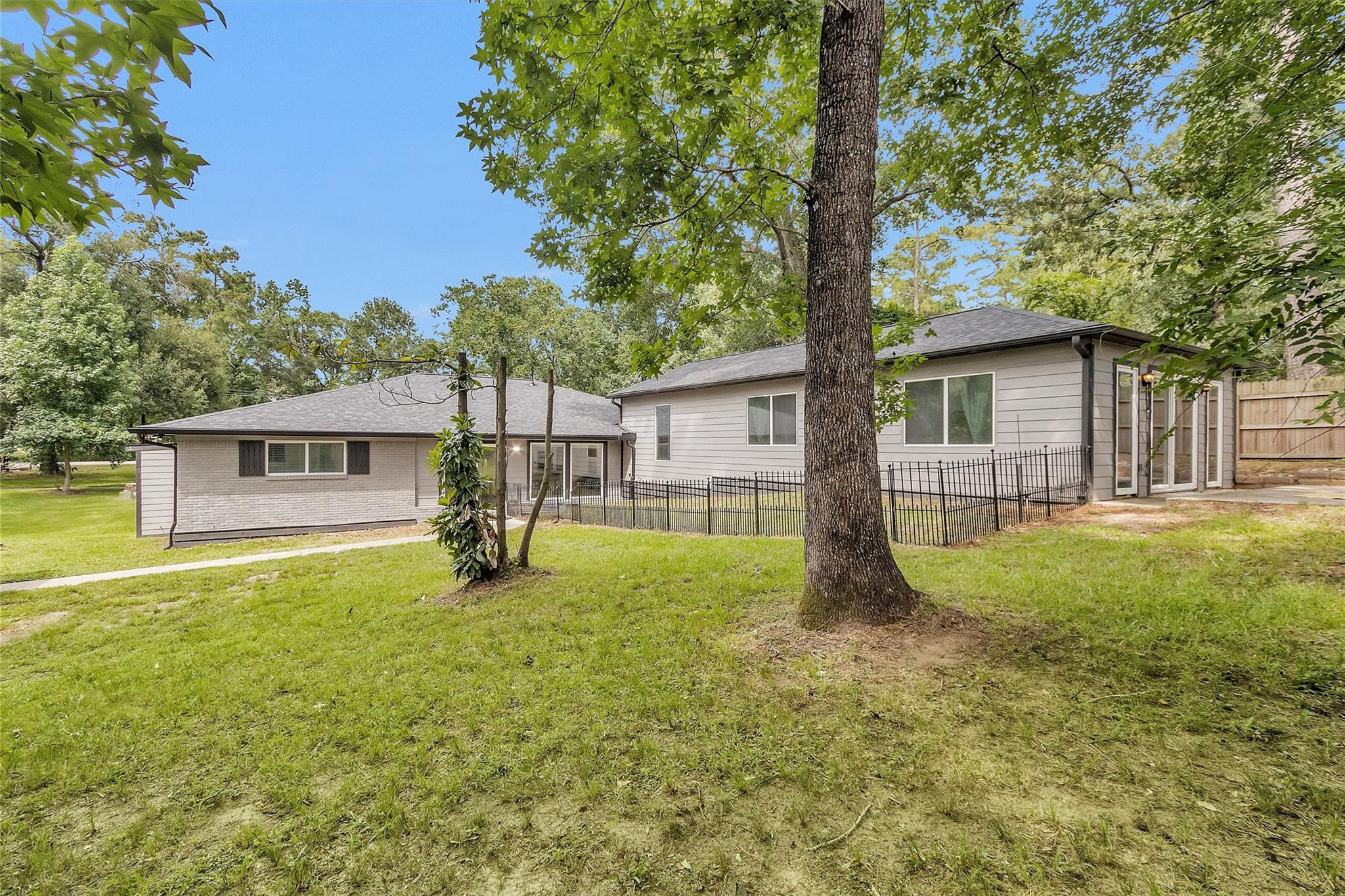 Spring, Texas, 77386, United States, 3 Bedrooms Bedrooms, ,4 BathroomsBathrooms,Residential,For Sale,1978750