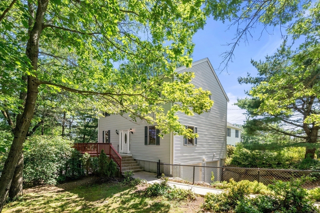 Boston, Massachusetts, 02132, United States, 4 Bedrooms Bedrooms, ,3 BathroomsBathrooms,Residential,For Sale,1874129