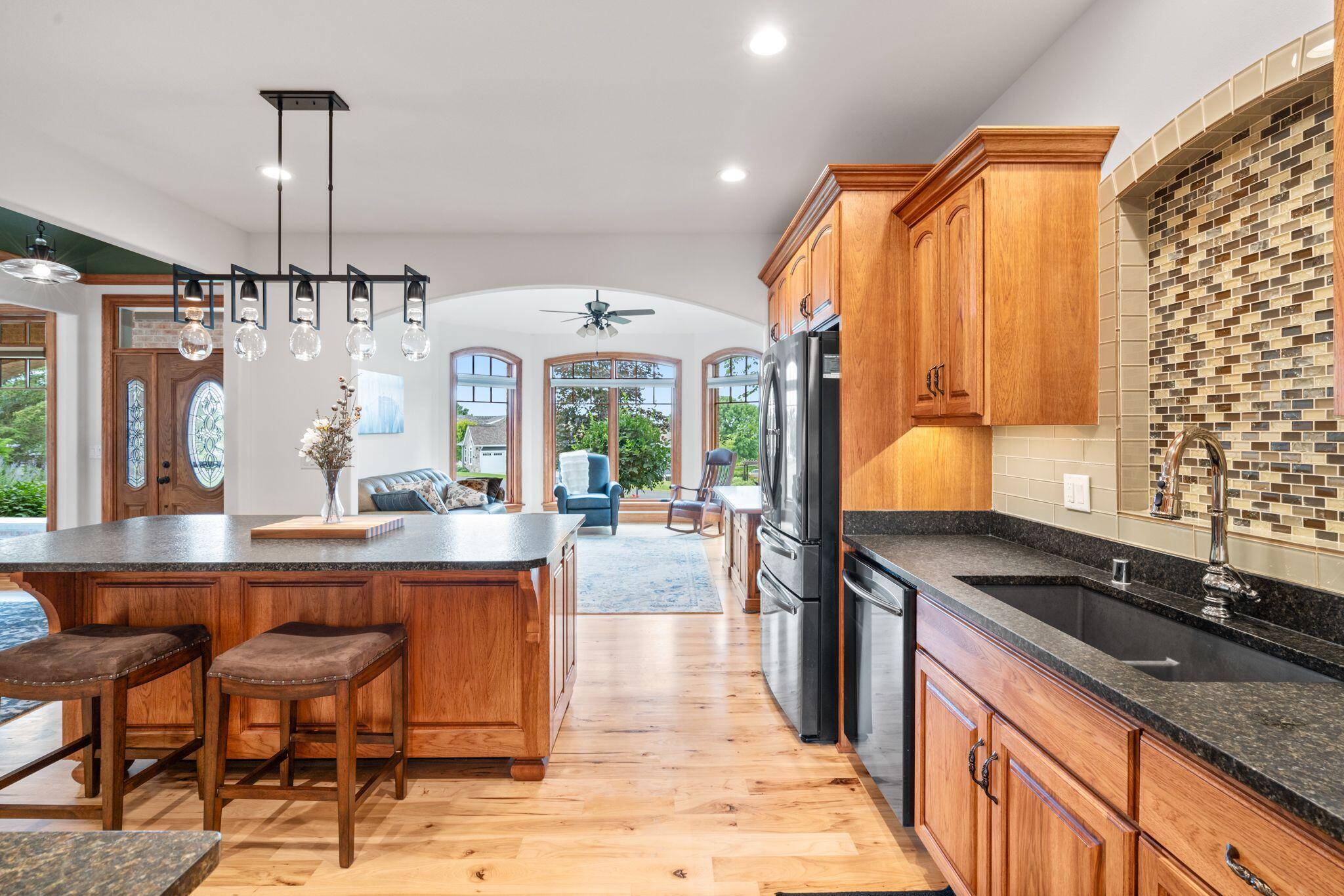 Lac La Belle, Wisconsin, 53066, United States, 4 Bedrooms Bedrooms, ,4 BathroomsBathrooms,Residential,For Sale,1901123