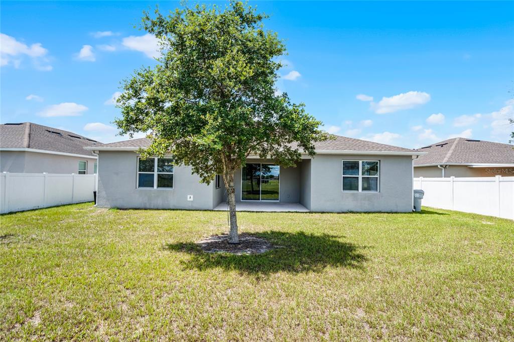 Apopka, Florida, 32712, United States, 4 Bedrooms Bedrooms, ,3 BathroomsBathrooms,Residential,For Sale,1940154