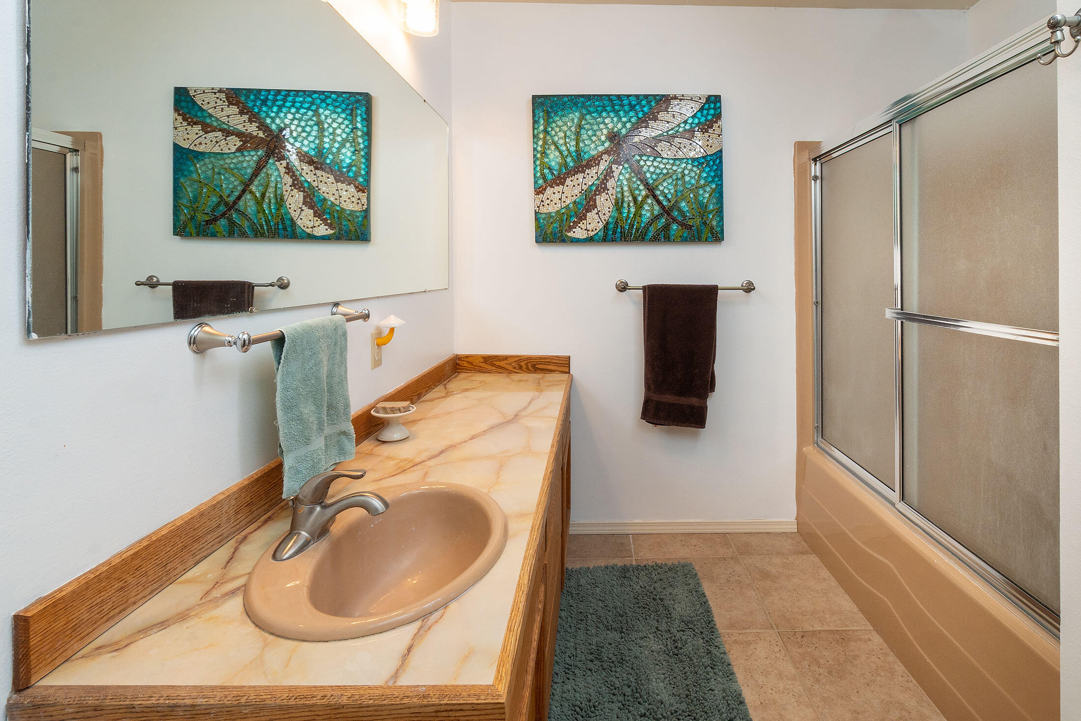 Prineville, Oregon, 97754, United States, 3 Bedrooms Bedrooms, ,3 BathroomsBathrooms,Residential,For Sale,1847629
