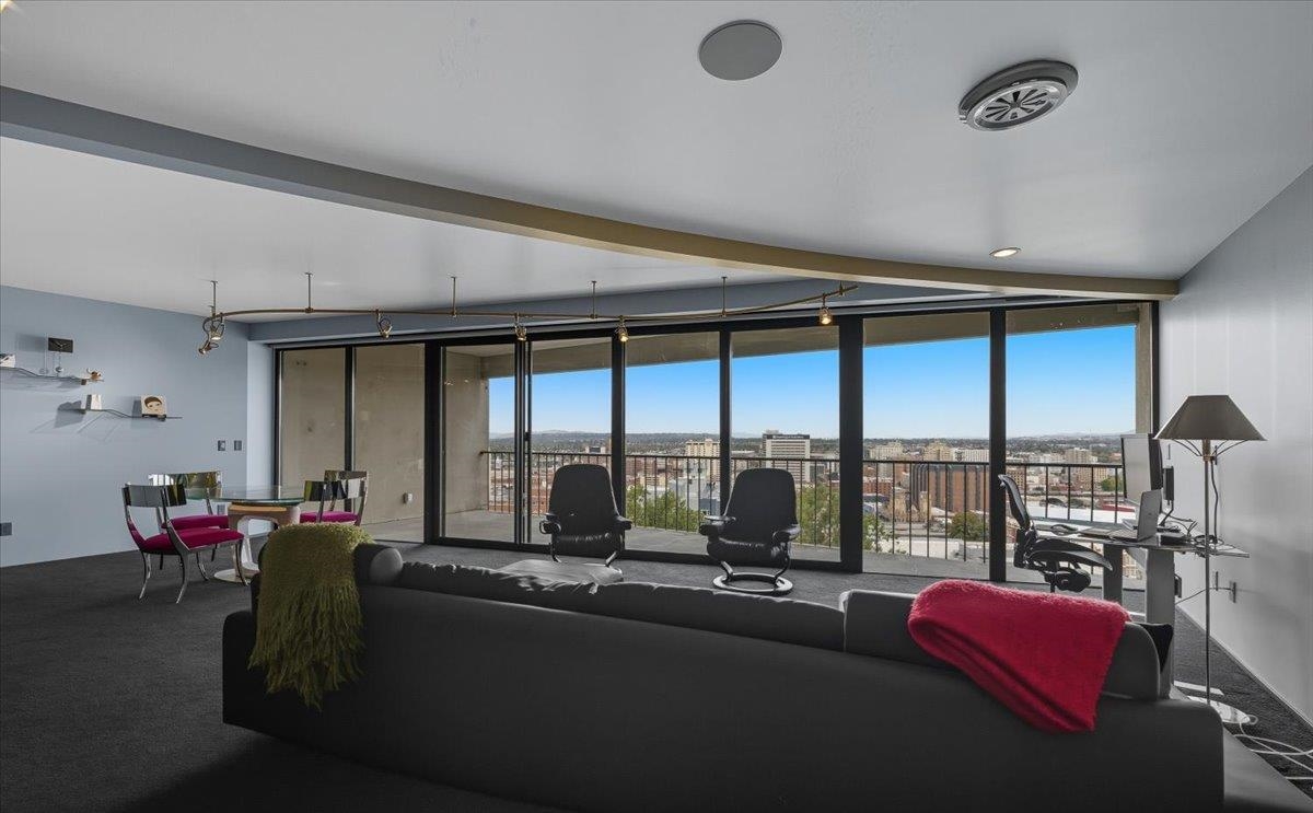 Spokane, Washington, 99204, United States, 1 Bedroom Bedrooms, ,2 BathroomsBathrooms,Residential,For Sale,1959393
