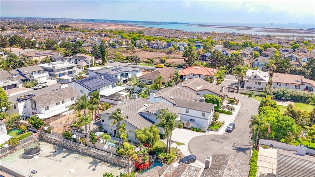 Huntington Beach, California, 92649, United States, 5 Bedrooms Bedrooms, ,5 BathroomsBathrooms,Residential,For Sale,1926565