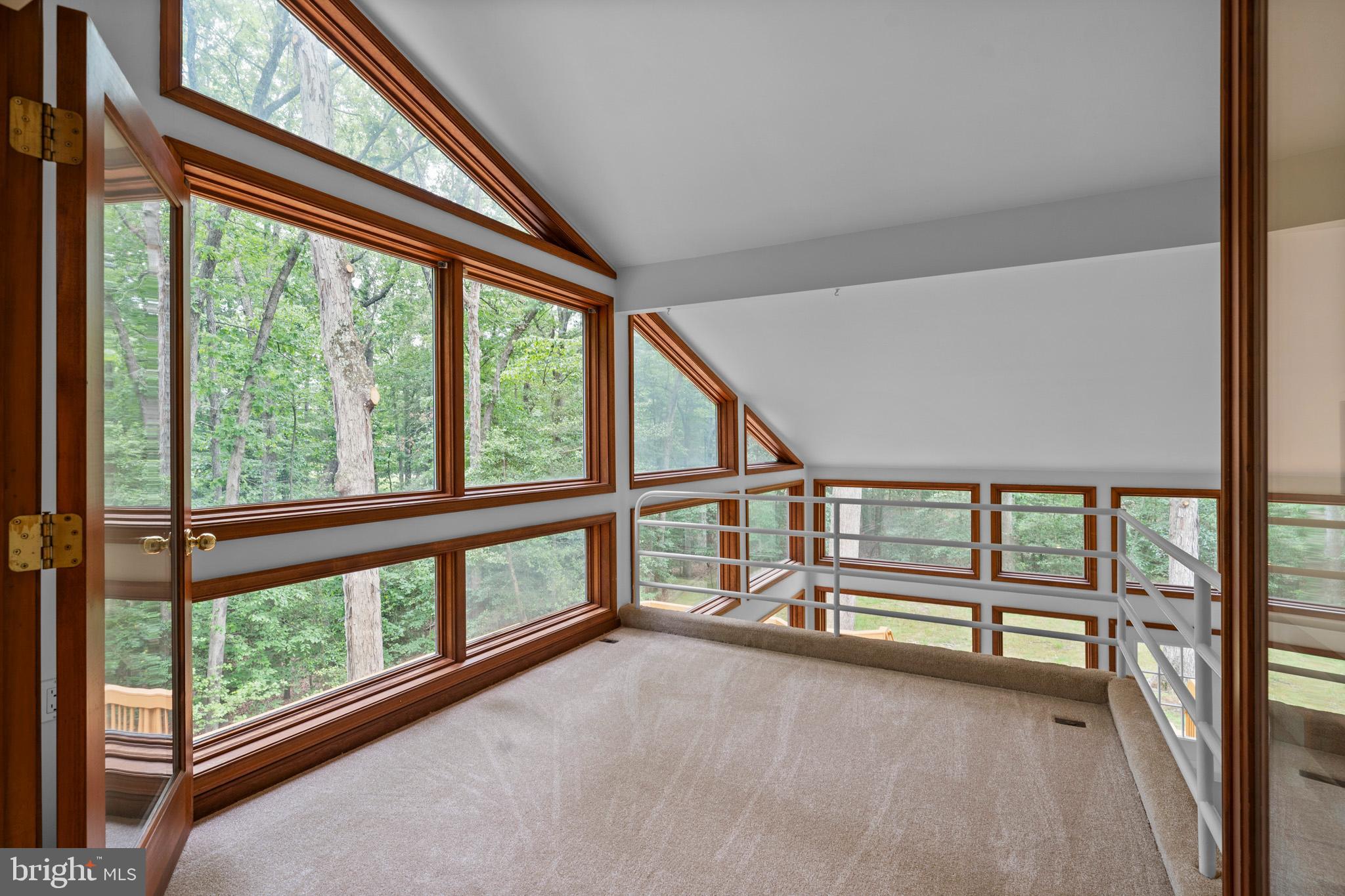 La Plata, Maryland, 20646, United States, 5 Bedrooms Bedrooms, ,4 BathroomsBathrooms,Residential,For Sale,1928558