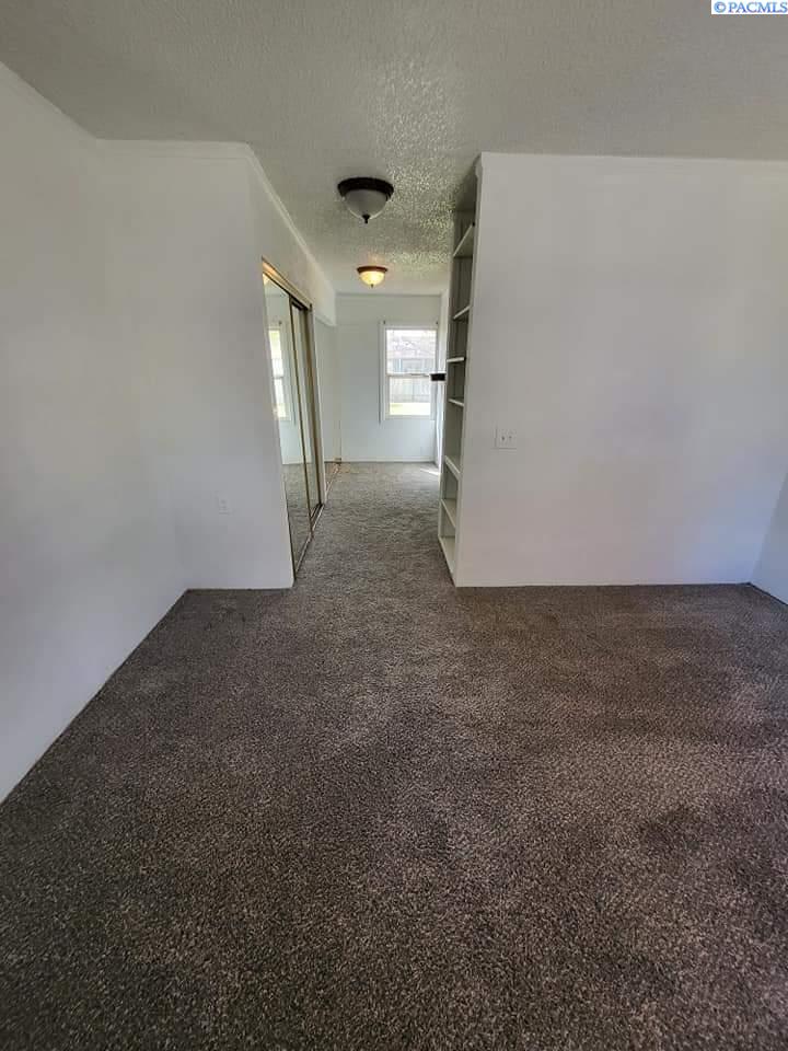 Richland, Washington, 99354, United States, 7 Bedrooms Bedrooms, ,Residential,For Sale,1732054