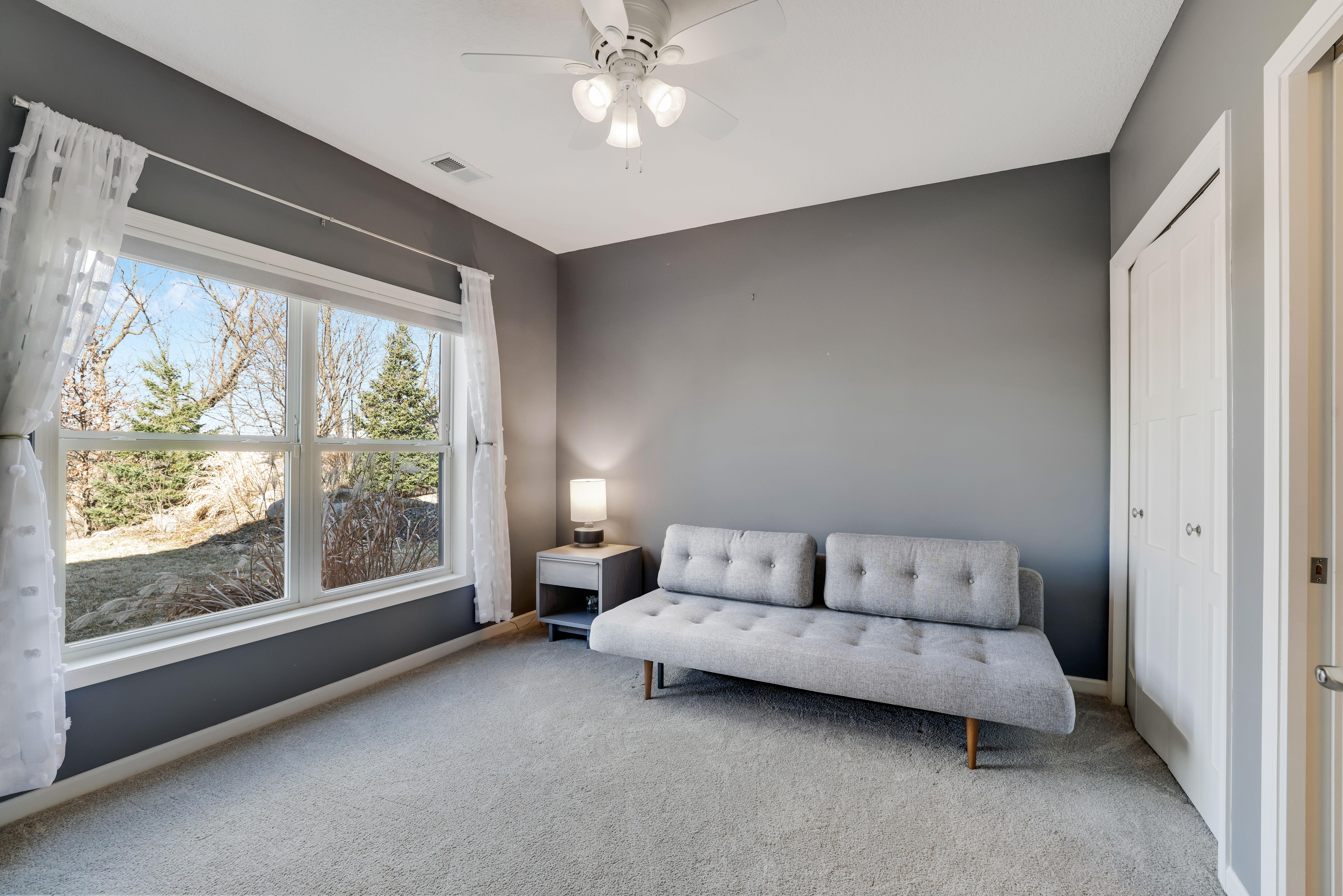  Refined Plymouth Retreat Backing to Nature - 物件實景