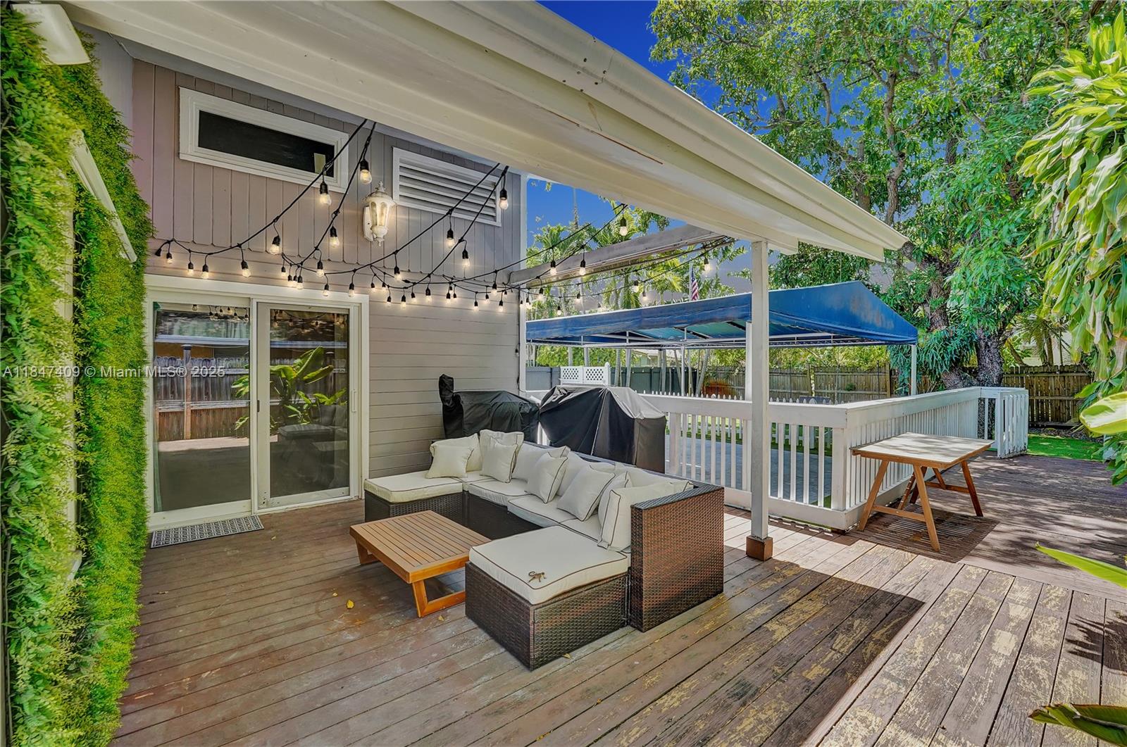 Fort Lauderdale, Florida, 33304, United States, 3 Bedrooms Bedrooms, ,2 BathroomsBathrooms,Residential,For Sale,1901342