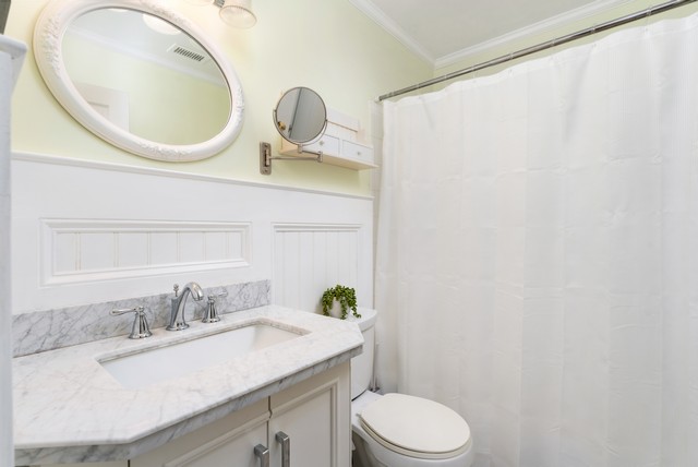 Middle Island, New York, 11953, United States, 3 Bedrooms Bedrooms, ,3 BathroomsBathrooms,Residential,For Sale,1918014
