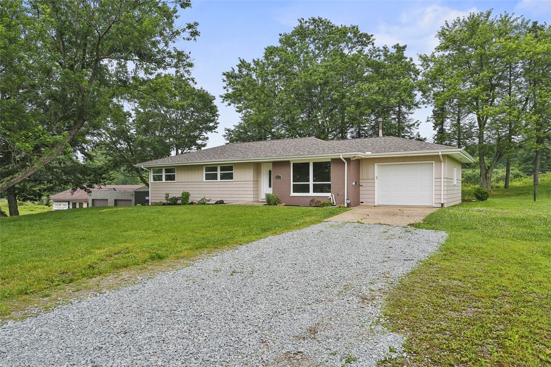 Delmont, Pennsylvania, 15626, United States, 3 Bedrooms Bedrooms, ,2 BathroomsBathrooms,Residential,For Sale,1885668