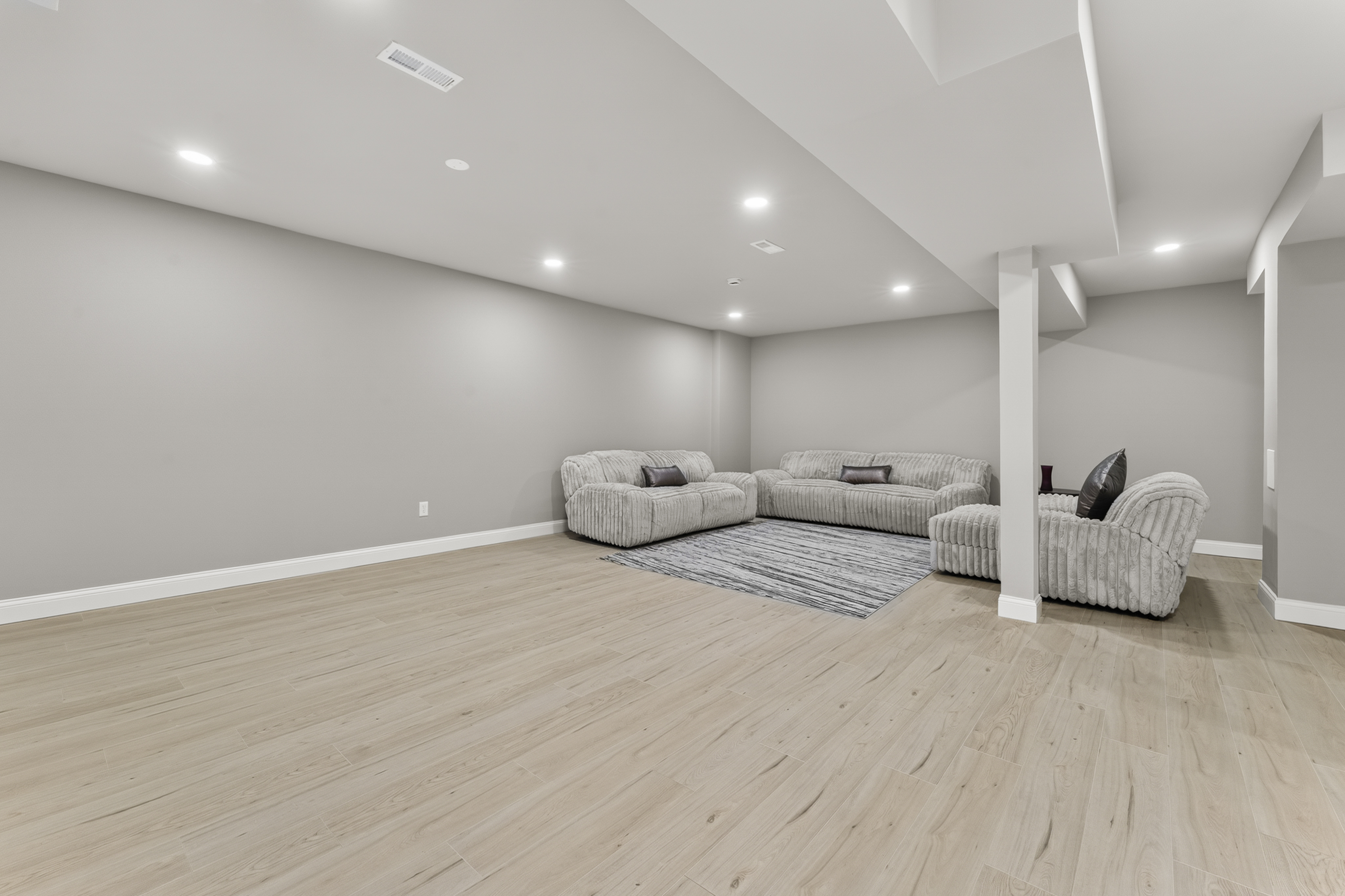  Modern 1.5-story home in Chesterfield, less than 3 years old - 物件實景