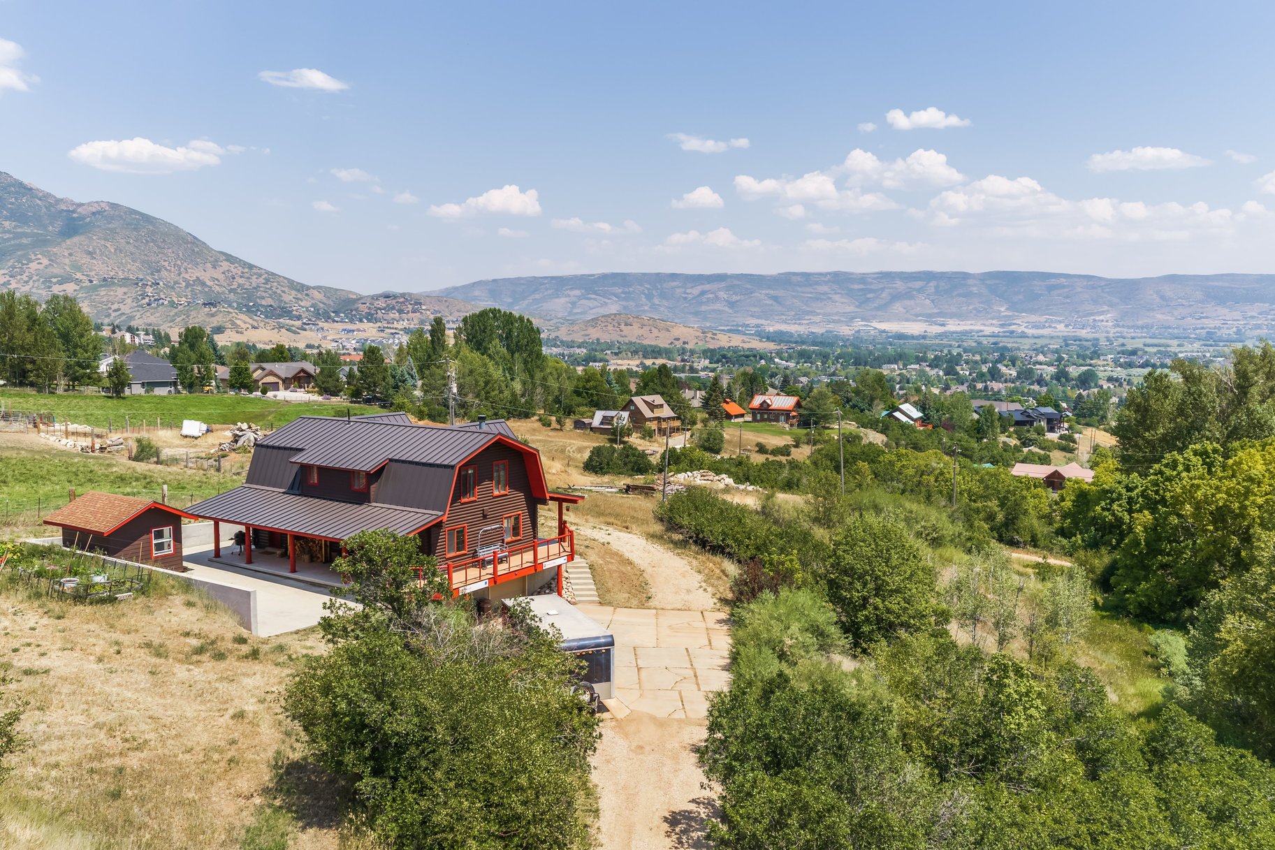  Immaculate Cabin in Midway with Incredible Valley Views - 物件實景