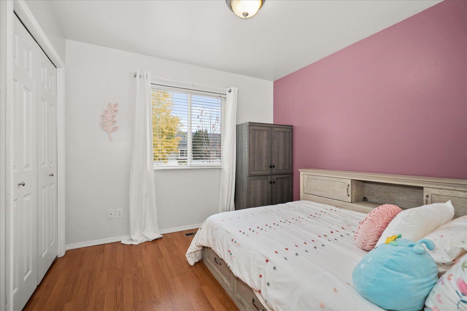 Spokane Valley, Washington, 99016, United States, 5 Bedrooms Bedrooms, ,3 BathroomsBathrooms,Residential,For Sale,1990389