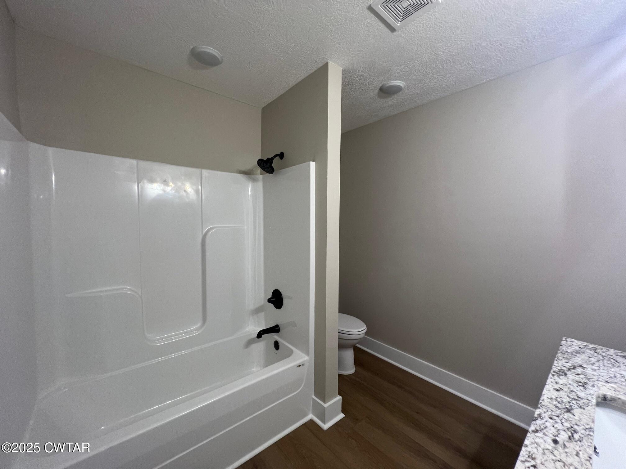 Jackson, Tennessee, 38305, United States, 4 Bedrooms Bedrooms, ,3 BathroomsBathrooms,Residential,For Sale,1754402