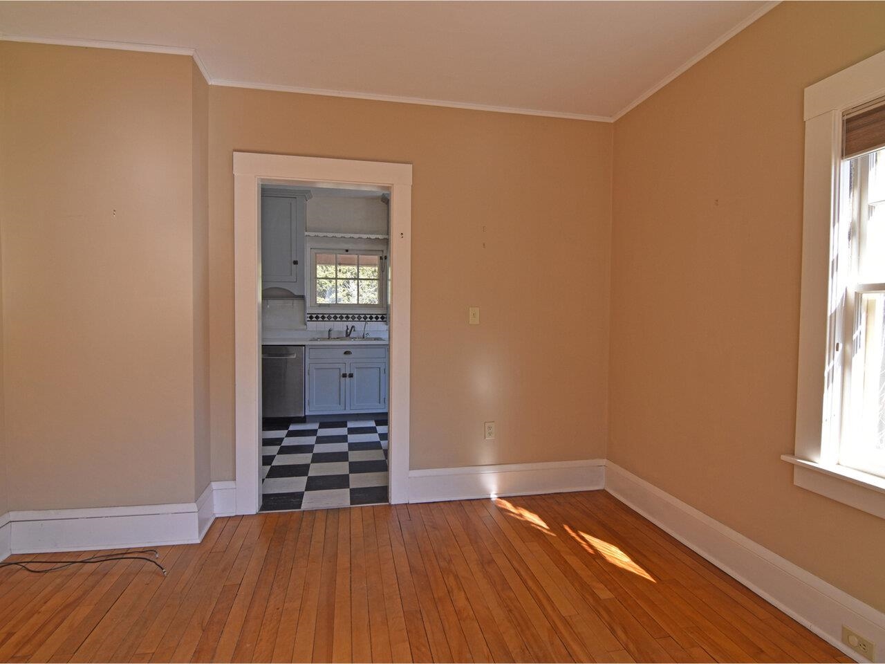 Burlington, Vermont, 05401, United States, 2 Bedrooms Bedrooms, ,2 BathroomsBathrooms,Residential,For Sale,1787470