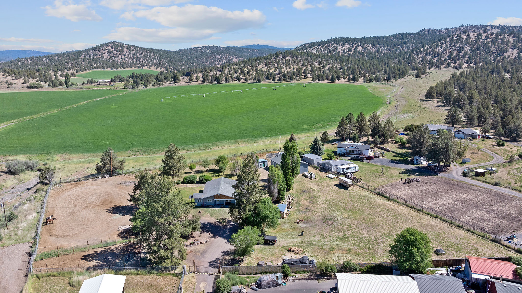 Prineville, Oregon, 97754, United States, 3 Bedrooms Bedrooms, ,2 BathroomsBathrooms,Residential,For Sale,1865780